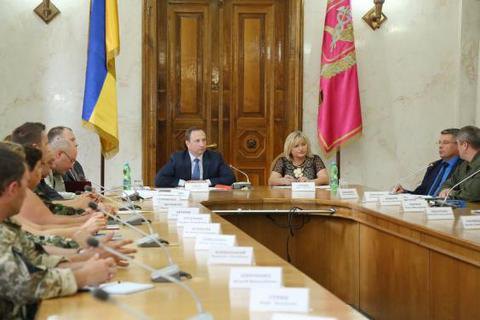 Райнін і Луценко ініціювали розробку механізму пільгового кредитування будівництва житла для учасників АТО