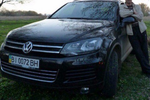 Два жителя Полтавской области нашли в лесу Touareg с двумя трупами, тела закопали, а машину пустили на разборку