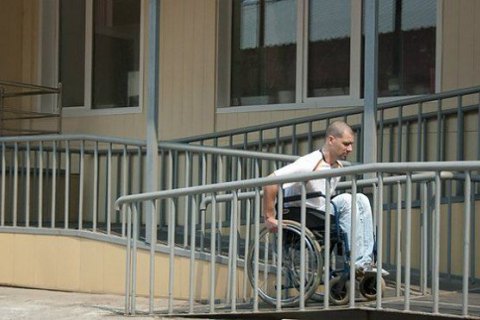 В Україні набули чинності нові норми будівництва пандусів