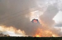 В Сибири спецпоезд подорвался при наезде на снаряд у сгоревшего артиллерийского склада