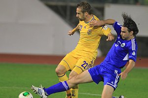 ​Сборная Украины громит карлика, но на ЧМ будет пробиваться через плей-офф