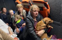 На Сумщині відбулась чергова евакуаційна місія: вдалось вивезти десять людей