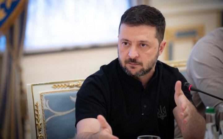 Зеленський анонсував "напружений тиждень дипломатії" і зустріч із Трампом