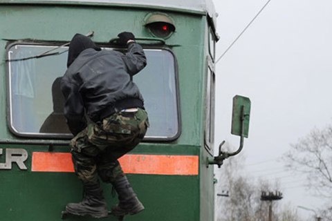 В Харьковской области умер 12-летний "зацепер", сорвавшийся с электрички