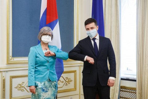 Зеленский принял верительные грамоты у послов Сербии, Кубы и Казахстана