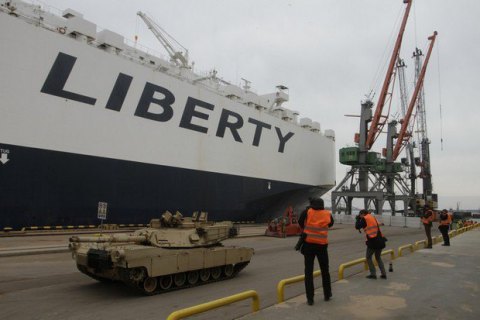 США перебросили в Литву тяжелую технику в рамках ротации американских войск 