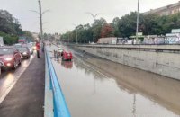 ГосЧС откачала воду из затопленного тоннеля на Дорогожичах
