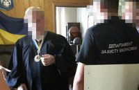 Судью из Старобельска задержали за взятку