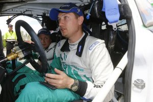 Украинский гонщик впервые выиграл спецучасток в WRC