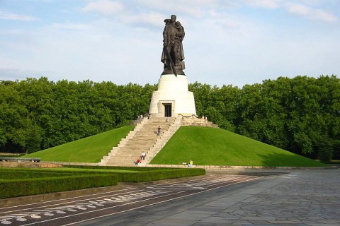 В Берлине отменили празднование годовщины окончания Второй мировой войны 