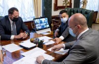 Шмыгаль заявил об определенном росте заболеваемости ковидом из-за майских праздников