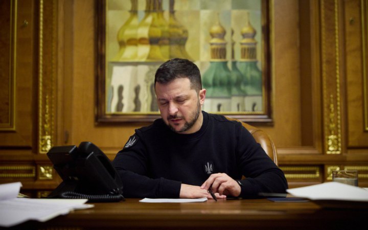 Зеленський провів розмову із президентом ПАР