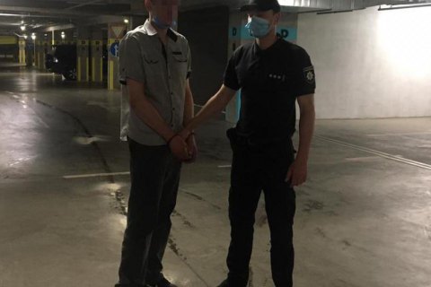 Во Львове мужчина угрожал взорвать гранату в спортивном центре