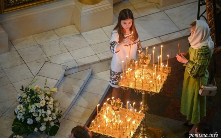 Як насправді варто поводитися у храмі?