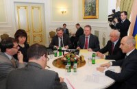МВФ и Украина продолжают торговаться