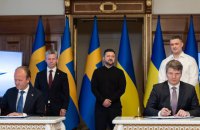 Україна підписала угоду зі Швецією про постачання сучасних винищувачів Gripen