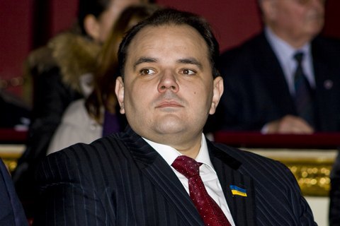 Нардеп Барвиненко хранит наличными €170 тыс., $710 тыс. и ₴5,5 млн