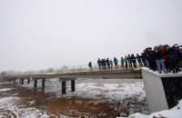 В Ивано-Франковской области восстановили рухнувший мост через Чечву