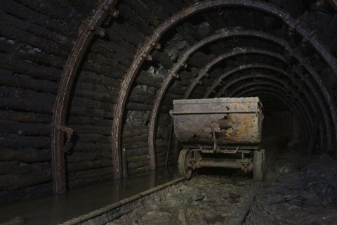 В Кривому Розі стався обвал на шахті, постраждали двоє гірників