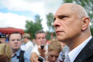 К Тимошенко в СИЗО не пустили мужа