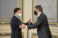 Угроза РФ, модернизация «Минска», НАТО и коррупция. Какие сигналы Блинкен передал Зеленскому