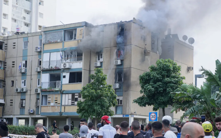 Ракета із сектору Гази влучила в житловий будинок у Тель-Авіві 