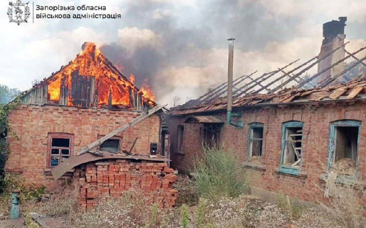 Росіяни двічі атакували Запорізький район, постраждала цивільна