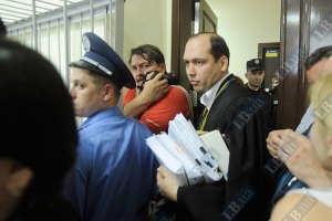​Вовк ушел решать, что делать с Луценко