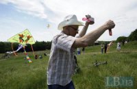У Пирогово змагалися шанувальники повітряних зміїв