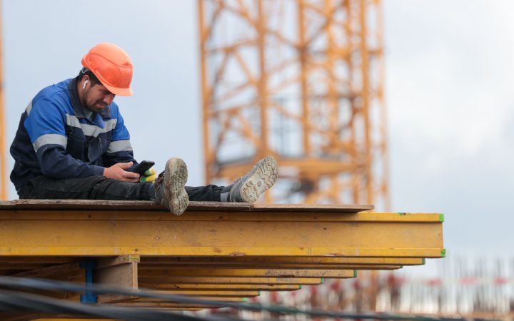 Розвідка: РФ розробляє схему підготовки трудових мігрантів безпосередньо в їхніх країнах 