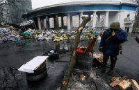 Митингующие открыли проезд по Грушевского и освободили четыре ОГА