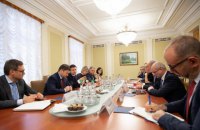 Зеленский обсудил с послами стран G7 ход реформ в Украине