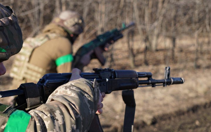 Прикордонники розповіли, як відбили штурм росіян під Бахмутом