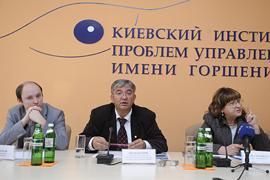В делах Диденко и Макаренко власть демонстрирует силу - правозащитники
