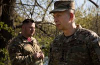 Сирський перевірив підготовку бійців ДШВ на полігоні та зосередився на посиленні інструкторської ланки