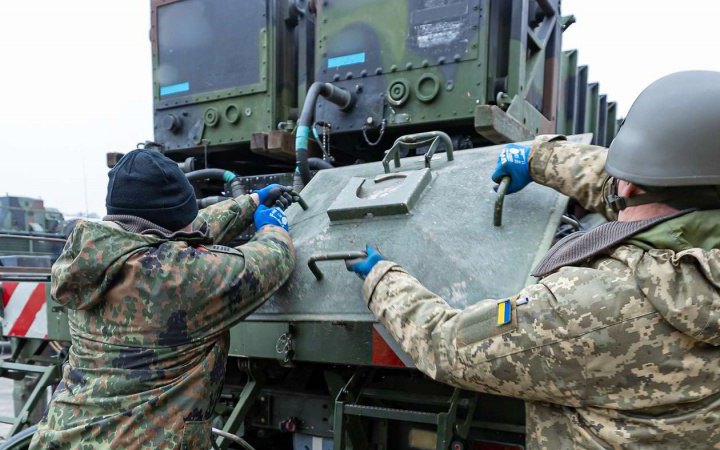 Повітряні сили в ніч на 13 грудня знищили по 10 російських безпілотників та 10 балістичних ракет