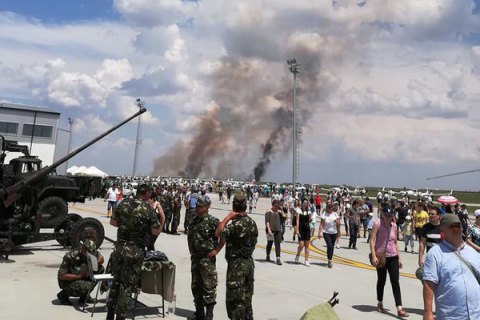 ​Во время показательного выступления в Румынии разбился истребитель