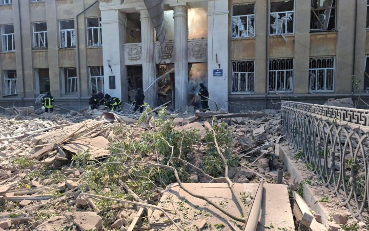 РФ атакувала балістикою навчальний заклад у Білгород-Дністровському на Одещині, є жертви