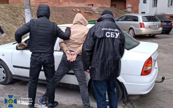 У Львові затримали підозрюваного в колабораціонізмі: допомагав окупантам Запорізької області ув'язнювати українців