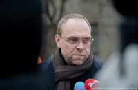 Власенко ничего не знает об этапировании Тимошенко в Киев