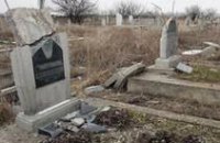 В Днепропетровской области поймали двух кладбищенских вандалов