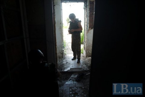 Боевики на Донбассе с начала суток 16 раз обстреляли украинских военных