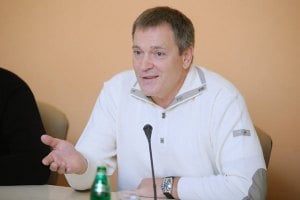 Колесниченко подготовил поправки в языковой закон