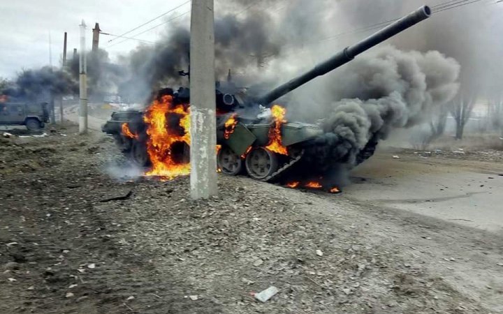 Ворог продовжує відводити війська з півночі Київської області, - Генштаб
