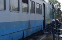 Пассажиры дизель-поезда "Черновцы-Коломыя" выпрыгивали из окон из-за задымления вагона