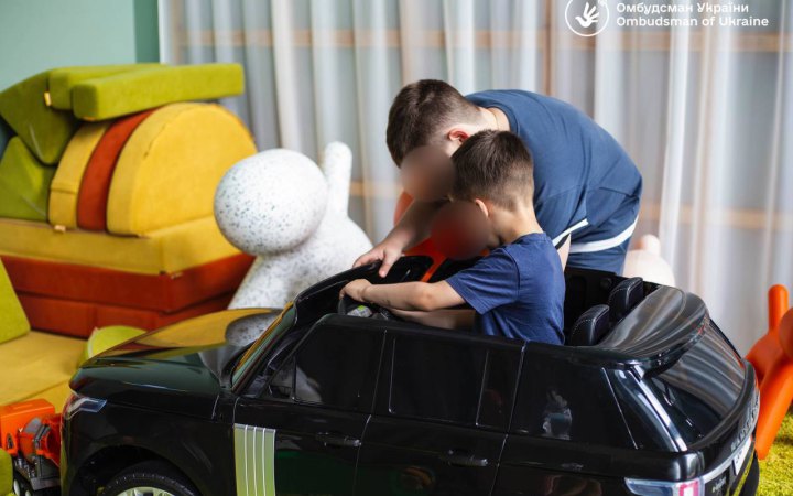 На підконтрольну Україні територію вдалося повернути 10 дітей