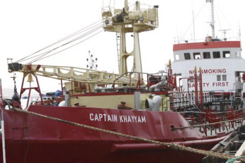В Україну повертаються чотири моряки, затримані в Лівії у 2016 році