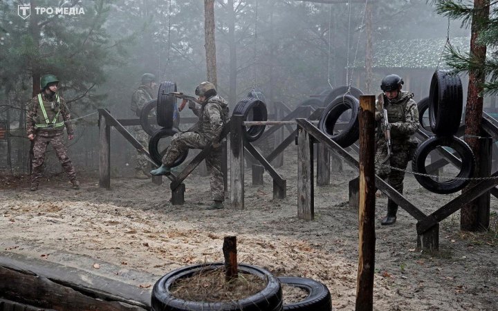 Представники понад 20 країн ознайомилися з підготовкою військових у навчальному центрі Сил ТрО