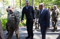 Кличко разом з мером Брюсселя передали батальйону "Свобода" РЕБ, дрони та Starlink
