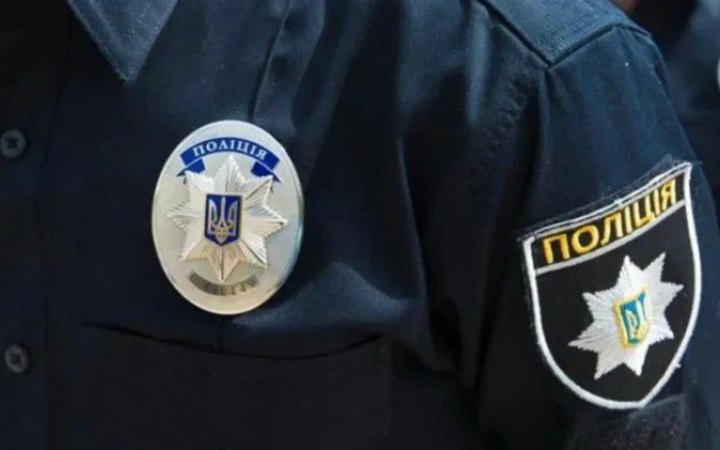 У Києві молодики викрикувати антисемітські гасла біля синагоги і застосували сльозогінний газ